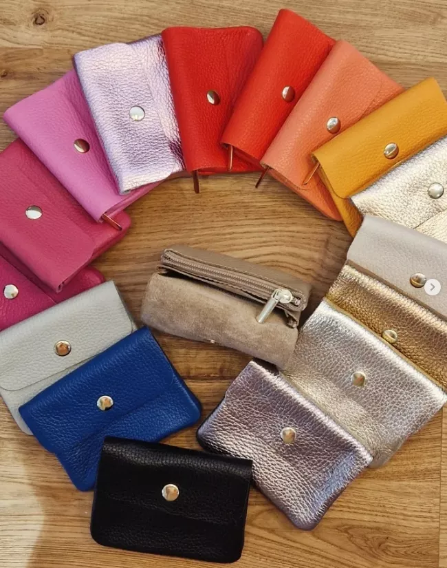 Geldboersen aus echtem Leder